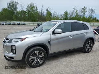 2023 Mitsubishi Outlander ES z VIN JA4ARUAU8PU010937, wystawiony jako Copart lot #58371115 z przebiegiem 38 627 mil mil oraz Szkoda całkowita • Salvage title. Historia ofert i sprzedaży dostępna na DreamBid. Obrazek 1.