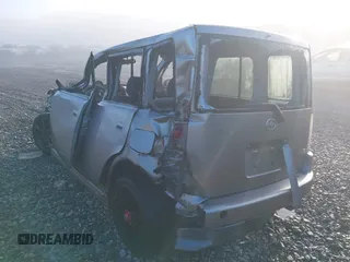 2006 Scion xB z VIN JTLKT324664123504, wystawiony jako IAAI lot #41746230 z przebiegiem Nie podano mil oraz . Historia ofert i sprzedaży dostępna na DreamBid. Obrazek 3.