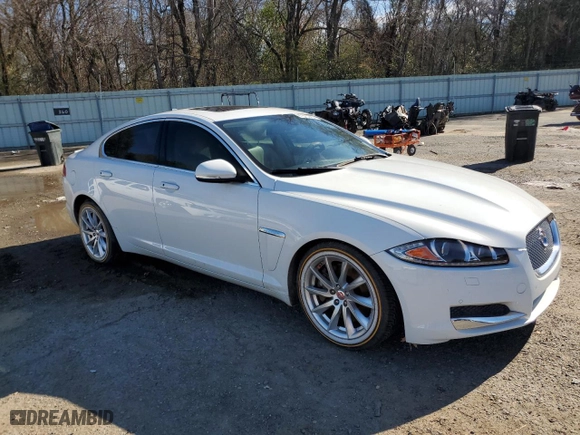 2015 Jaguar XF I4 T Premium with VIN SAJWA0FS4FPU43236, listed as a Copart auction lot 87675225 with 0 mi miles and Salvage Title. Bid and sale history available at carsss.com. Image 4.