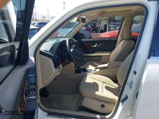 2012 Mercedes-Benz GLK-Class GLK 350 with VIN WDCGG5GB3CF830806, listed as a IAAI auction lot 41992892 with 83,248 mi miles. Bid and sale history available at carsss.com. Image 5.