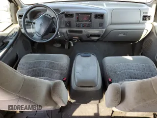 1999 Ford F-350 XL с VIN 1FTSW31F4XEC54688, выставлен на аукционе Copart как лот 62053925 с пробегом 196 767 миль миль и Списание • Salvage title. История ставок и продаж доступна на DreamBid. Изображение 8.