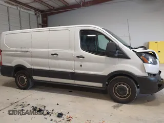 2019 Ford Transit z VIN 1FTYE1ZM4KKB38454, wystawiony jako IAAI lot #41599919 z przebiegiem 187 153 mil mil oraz . Historia ofert i sprzedaży dostępna na DreamBid. Obrazek 13.