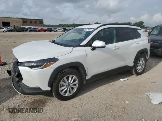 2024 Toyota Corolla Cross LE with VIN 7MUCAAAG1RV092134, listed as a Copart auction lot 60736255 with 17,926 mi miles and Salvage title. Bid and sale history available at DreamBid. Image 1.
