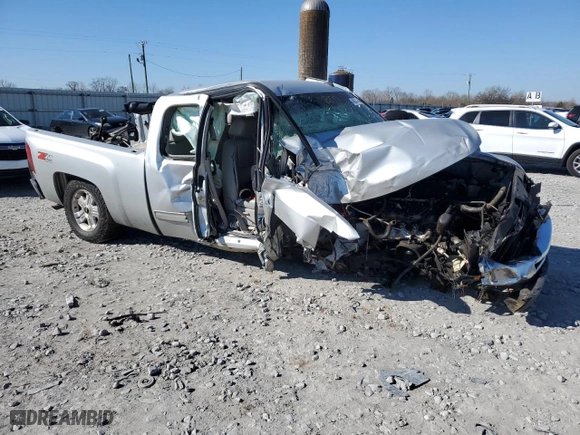 2011 Chevrolet Silverado 1500 LT with VIN 1GCRKSE30BZ228272, listed as a Copart auction lot 46627665 with NaN miles and Salvage Title. Bid and sale history available at carsss.com. Image 4.
