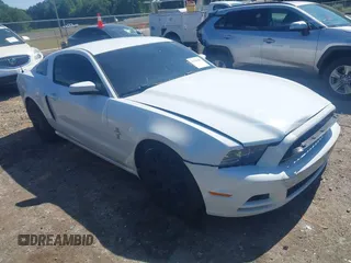 2014 Ford Mustang V6 с VIN 1ZVBP8AM4E5282462, выставлен на аукционе IAAI как лот 42534308 с пробегом 173 028 миль миль и . История ставок и продаж доступна на DreamBid. Изображение 1.