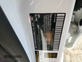 2016 Mercedes-Benz C 300 Luxury z VIN 55SWF4KBXGU153204, wystawiony jako Copart lot #47039875 z przebiegiem Nie podano mil oraz Szkoda całkowita • Salvage title. Historia ofert i sprzedaży dostępna na DreamBid. Obrazek 12.