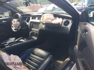 2013 Ford Mustang V6 with VIN 1ZVBP8AMXD5281234, listed as a IAAI auction lot 42260113 with 124,188 mi miles and . Bid and sale history available at DreamBid. Image 5.