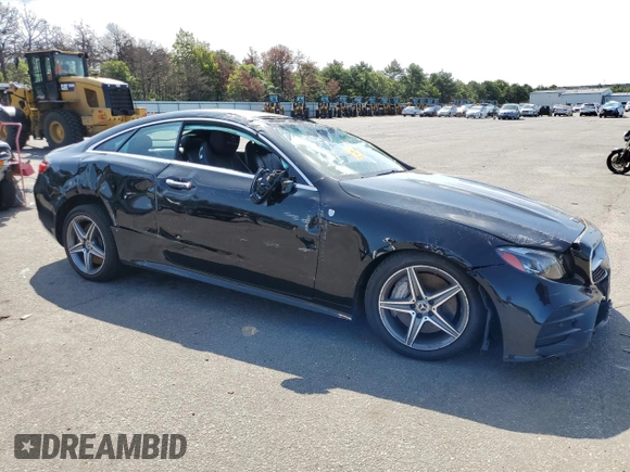 2019 Mercedes-Benz E-Class E 450 with VIN WDD1J6JB8KF078424, listed as a Copart auction lot 68095294 with 37,941 mi miles and Salvage Title. Bid and sale history available at carsss.com. Image 4.