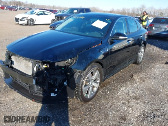 2019 Kia Optima LX with VIN 5XXGT4L37KG368275, listed as a IAAI auction lot 41633444 with 81,136 mi miles. Bid and sale history available at carsss.com. Image 17.