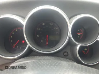 2004 Toyota Matrix Std z VIN 2T1LR32E84C204134, wystawiony jako Copart lot #56864985 z przebiegiem 285 952 mil mil oraz Szkody całkowita. Historia ofert i sprzedaży dostępna na DreamBid. Obrazek 9.
