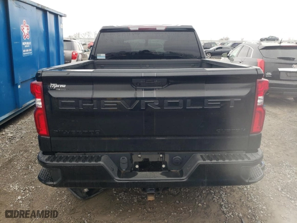 2021 Chevrolet Silverado 1500 Custom with VIN 1GCPYBEK3MZ204029, listed as a Copart auction lot 43522715 with 107,800 mi miles and Salvage Title. Bid and sale history available at carsss.com. Image 6.