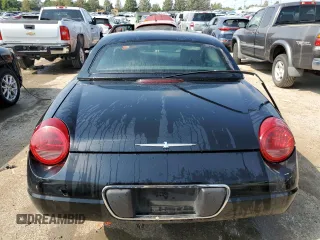 2002 Ford Thunderbird Hardtop Premium z VIN 1FAHP60A22Y107619, wystawiony jako Copart lot #55755765 z przebiegiem 32 306 mil mil oraz Nie do naprawy • Non repairable. Historia ofert i sprzedaży dostępna na DreamBid. Obrazek 6.
