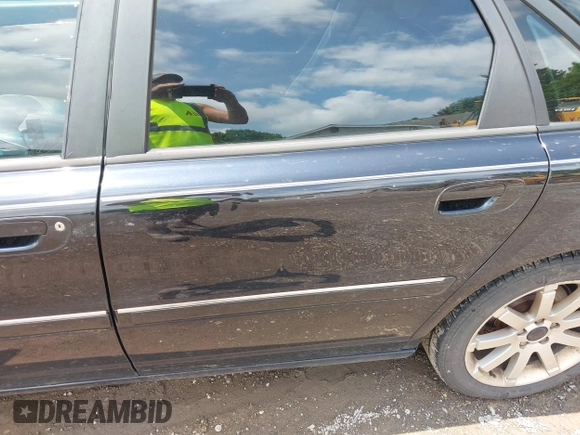 2002 Volvo S80 с VIN YV1TS91D021248950, выставлен на аукционе IAAI как лот 42416721 с пробегом 216 210 миль миль и . История ставок и продаж доступна на DreamBid. Изображение 6.