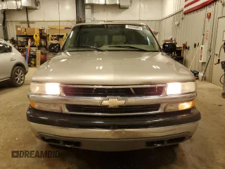 2001 Chevrolet Suburban LS с VIN 3GNFK16T11G159397, выставлен на аукционе Copart как лот 54366085 с пробегом 237 806 миль миль и Чистый • Clean title. История ставок и продаж доступна на DreamBid. Изображение 5.