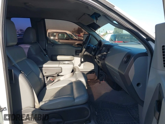 2004 Ford F-150 STX with VIN 1FTRX12WX4NC50607, listed as a IAAI auction lot 41990962 with 221,664 mi miles and . Bid and sale history available at carsss.com. Image 5.