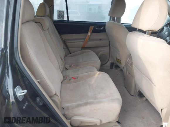 2008 Toyota Highlander Hybrid with VIN JTEEW41A482008875, listed as a IAAI auction lot 41390272 with 177,042 mi miles. Bid and sale history available at carsss.com. Image 8.