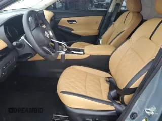 2024 Nissan Sentra SV z VIN 3N1AB8CV3RY389761, wystawiony jako Copart lot #81588324 z przebiegiem Nie podano mil oraz Nie do naprawy • Non repairable. Historia ofert i sprzedaży dostępna na DreamBid. Obrazek 7.