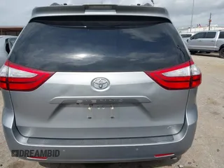 2018 Toyota Sienna XLE Auto Access Seat с VIN 5TDYZ3DCXJS963453, выставлен на аукционе IAAI как лот 42131708 с пробегом 71 891 миль миль и . История ставок и продаж доступна на DreamBid. Изображение 17.