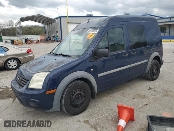 2010 Ford Transit Connect XLT z VIN NM0KS9BN4AT033533, wystawiony jako Copart lot #51711975 z przebiegiem 102 959 mil mil oraz Czysty tytuł • Clean title. Historia ofert i sprzedaży dostępna na DreamBid. Obrazek 1.