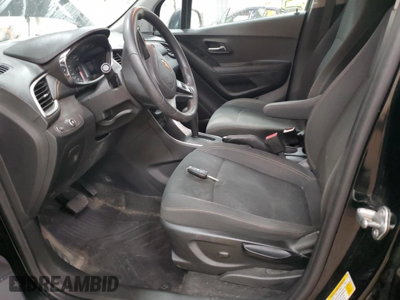 2019 Chevrolet Trax LS with VIN 3GNCJNSB0KL277833, listed as a Copart auction lot 80570674 with 158,130 mi miles and Non Repairable. Bid and sale history available at carsss.com. Image 7.