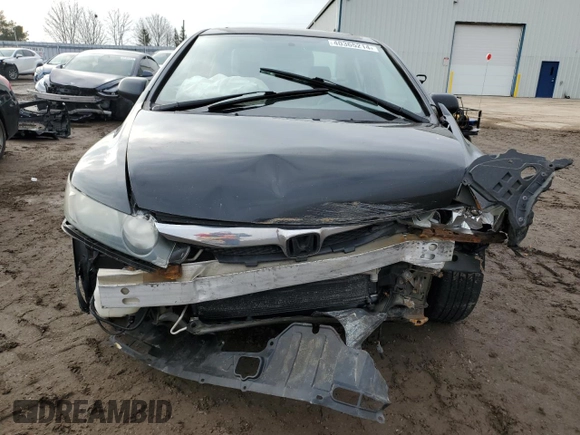 2011 Honda Civic LX-S z VIN 2HGFA1F64BH011124, wystawiony jako Copart lot #40365214 z przebiegiem 354 780 mil mil oraz Czysty tytuł • Clean title. Historia ofert i sprzedaży dostępna na DreamBid. Obrazek 5.