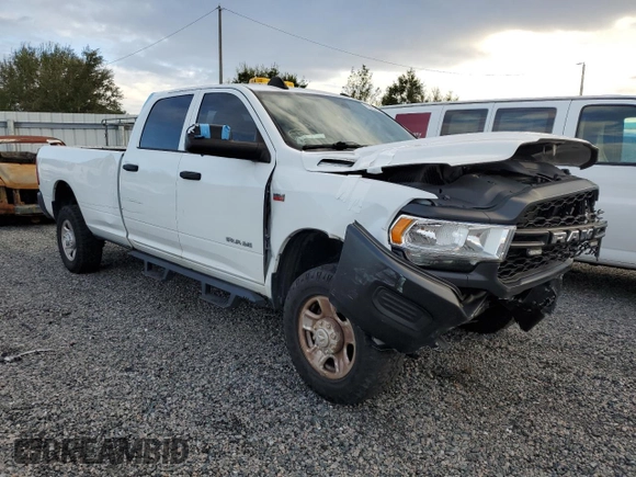 2020 Ram 2500 Tradesman with VIN 3C6UR5HJ3LG282062, listed as a Copart auction lot 68346054 with 103,112 mi miles and Clean Title. Bid and sale history available at carsss.com. Image 4.