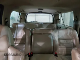 2004 Ford Excursion Limited с VIN 1FMNU43S64EA70976, выставлен на аукционе Copart как лот 72036304 с пробегом 321 026 миль миль и Списание • Salvage title. История ставок и продаж доступна на DreamBid. Изображение 10.