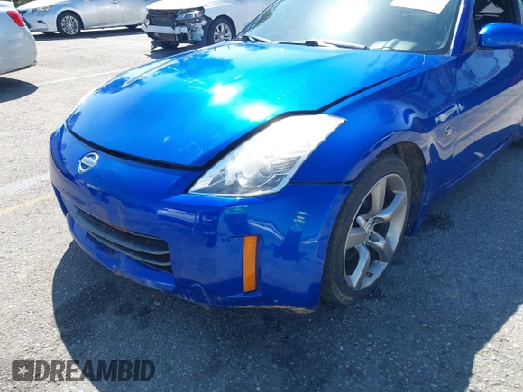 2007 Nissan 350Z Touring with VIN JN1BZ34E67M550105, listed as a IAAI auction lot 41829744 with 97,807 mi miles. Bid and sale history available at carsss.com. Image 6.