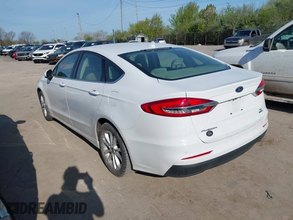 2019 Ford Fusion SE with VIN 3FA6P0HD6KR265995, listed as a IAAI auction lot 42097079 with 112,713 mi miles. Bid and sale history available at carsss.com. Image 3.