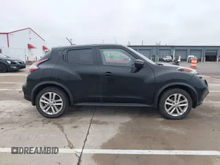 2015 Nissan Juke SL z VIN JN8AF5MV6FT565581, wystawiony jako IAAI lot #41186616 z przebiegiem 142 065 mil mil oraz . Historia ofert i sprzedaży dostępna na DreamBid. Obrazek 13.