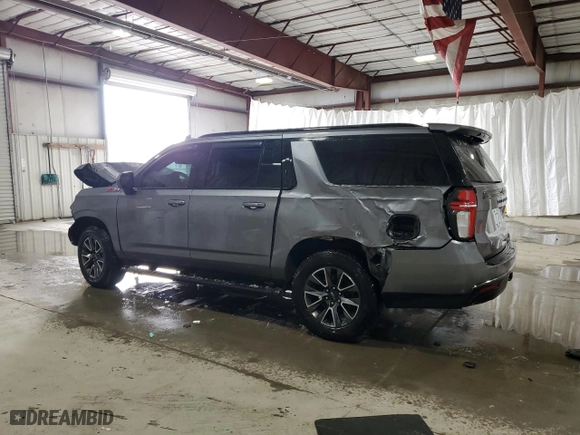 2022 Chevrolet Suburban Z71 with VIN 1GNSKDKD3NR148101, listed as a Copart auction lot 44913775 with 0 mi miles and Salvage Title. Bid and sale history available at carsss.com. Image 2.