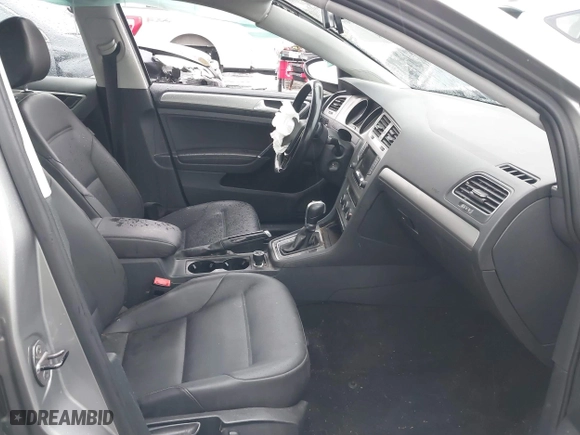 2015 Volkswagen Golf TSI SEL with VIN 3VW217AU5FM057121, listed as a IAAI auction lot 40735047 with 84,185 mi miles. Bid and sale history available at carsss.com. Image 5.