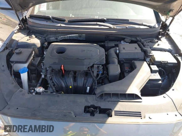 2019 Hyundai Sonata SE with VIN 5NPE24AFXKH812938, listed as a IAAI auction lot 42114418 with 24,014 mi miles and . Bid and sale history available at carsss.com. Image 10.