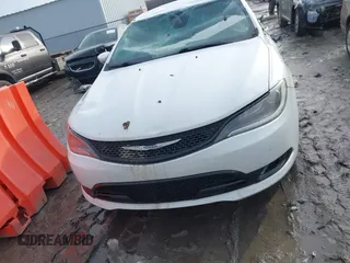 2016 Chrysler 200 S with VIN 1C3CCCBG4GN109871, listed as a IAAI auction lot 41666592 with 1 mi miles. Bid and sale history available at carsss.com. Image 11.