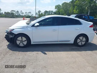 2022 Hyundai Ioniq SE z VIN KMHC75LC1NU282432, wystawiony jako IAAI lot #42060104 z przebiegiem 35 700 mil mil oraz . Historia ofert i sprzedaży dostępna na DreamBid. Obrazek 15.