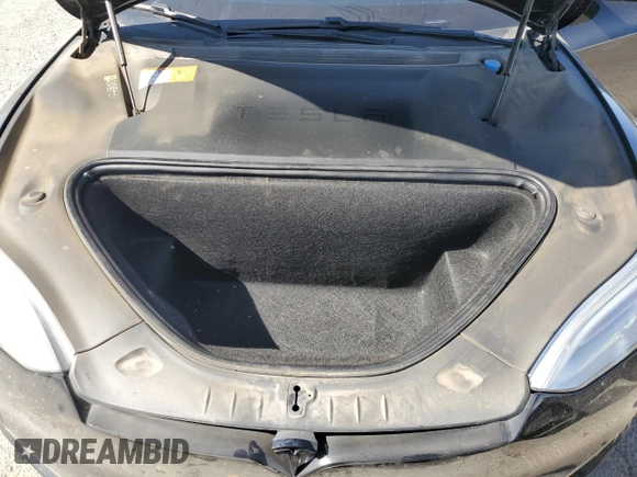 2018 Tesla Model S 75D с VIN 5YJSA1E27JF271596, выставлен на аукционе Copart как лот 57681565 с пробегом 106 710 миль миль и Списание • Salvage title. История ставок и продаж доступна на DreamBid. Изображение 11.