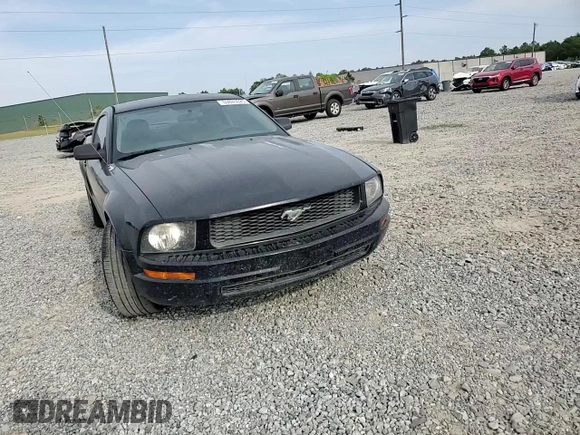 2008 Ford Mustang Deluxe with VIN 1ZVHT80N485154386, listed as a Copart auction lot 53885025 with 164,818 mi miles and Salvage Title. Bid and sale history available at DreamBid. Image 13.