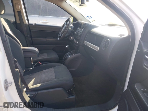 2016 Jeep Compass Sport with VIN 1C4NJCBA7GD705620, listed as a IAAI auction lot 42252671 with 105,903 mi miles and . Bid and sale history available at DreamBid. Image 5.