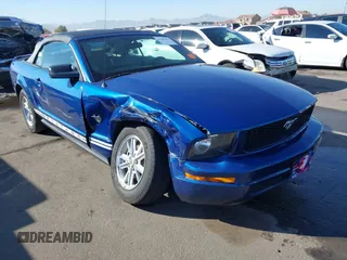 2009 Ford Mustang with VIN 1ZVHT84N295104274, listed as a IAAI auction lot 41507451 with 138,877 mi miles and . Bid and sale history available at DreamBid. Image 1.