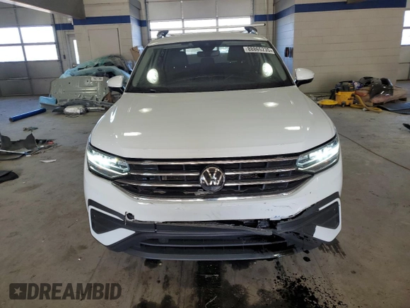 2022 Volkswagen Tiguan SE с VIN 3VV2B7AX2NM103918, выставлен на аукционе Copart как лот 88865235 с пробегом 45 035 миль миль и Списание • Salvage title. История ставок и продаж доступна на DreamBid. Изображение 5.