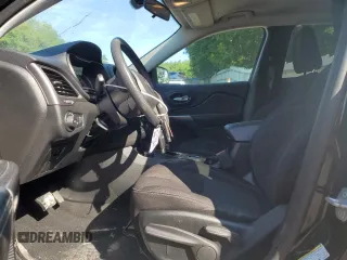 2019 Jeep Cherokee Latitude с VIN 1C4PJMCB5KD288240, выставлен на аукционе Copart как лот 62532095 с пробегом 78 892 миль миль и На запчасти • Non repairable. История ставок и продаж доступна на DreamBid. Изображение 7.