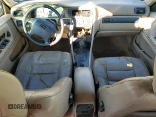 1998 Volvo S70 z VIN YV1LS5538W1465730, wystawiony jako Copart lot #84165414 z przebiegiem 182 073 mil mil oraz Szkody całkowita. Historia ofert i sprzedaży dostępna na DreamBid. Obrazek 8.