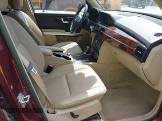 2010 Mercedes-Benz GLK with VIN WDCGG8HB0AF393375, listed as a IAAI auction lot 42044840 with 88,668 mi miles. Bid and sale history available at carsss.com. Image 5.