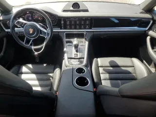 2018 Porsche Panamera с VIN WP0AA2A73JL105480, выставлен на аукционе Copart как лот 55964625 с пробегом 28 269 миль миль и Списание • Salvage title. История ставок и продаж доступна на DreamBid. Изображение 8.