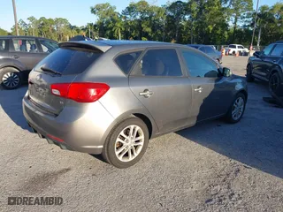 2011 Kia Forte 5-Door EX with VIN KNAFU5A2XB5417673, listed as a IAAI auction lot 41825573 with 129,811 mi miles. Bid and sale history available at carsss.com. Image 4.