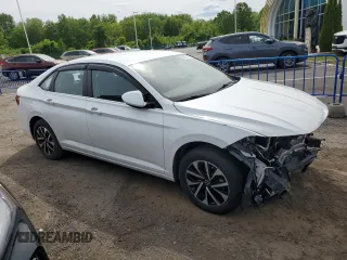 2022 Volkswagen Jetta z VIN 3VWNM7BU9NM021238, wystawiony jako Copart lot #58724755 z przebiegiem 35 889 mil mil oraz Czysty tytuł • Clean title. Historia ofert i sprzedaży dostępna na DreamBid. Obrazek 4.