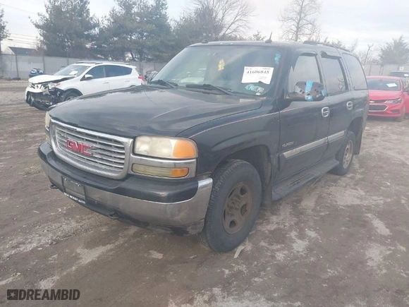 2005 GMC Yukon SLT with VIN 1GKEK13Z45R270890, listed as a IAAI auction lot 41606845 with 233,652 mi miles. Bid and sale history available at carsss.com. Image 2.