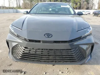2025 Toyota Camry LE with VIN 4T1DAACK4SU575775, listed as a Copart auction lot 49767675 with 8,434 mi miles and Salvage Title. Bid and sale history available at carsss.com. Image 5.
