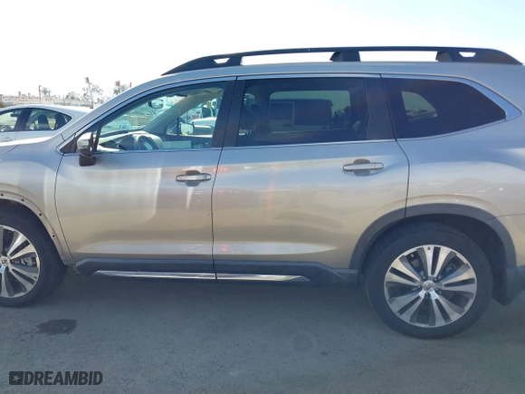 2020 Subaru Ascent Limited with VIN 4S4WMAPD0L3450484, listed as a IAAI auction lot 42019072 with 14,919 mi miles. Bid and sale history available at carsss.com. Image 15.