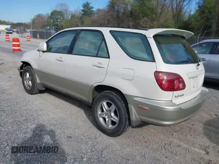 2000 Lexus RX 300 with VIN JT6HF10U4Y0111860, listed as a IAAI auction lot 42052981 with 137,828 mi miles and . Bid and sale history available at DreamBid. Image 3.